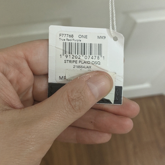 Red and purple plaid COACH wool blanket scarf NWT - Picture 5 of 6